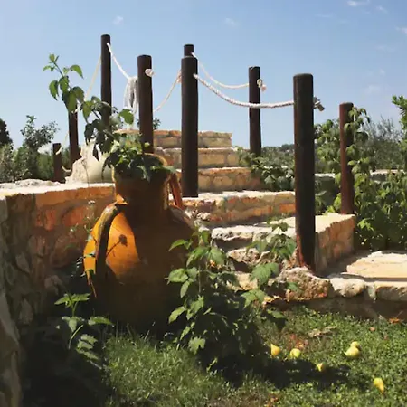 Il Trullo Del Contadino Nyaraló
