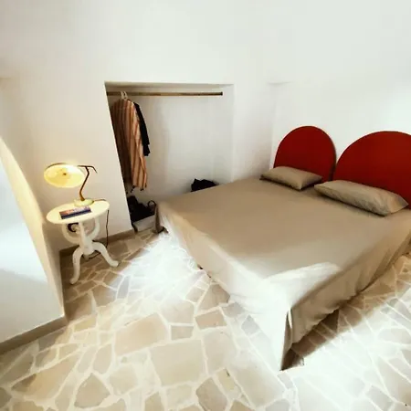 Il Trullo Del Contadino بيت للعطل *